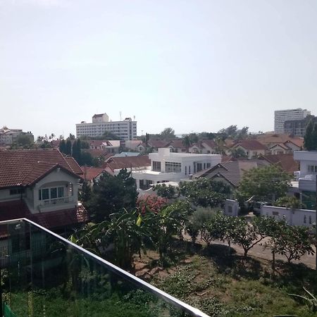 Acqua Condominium Pattaya Buitenkant foto